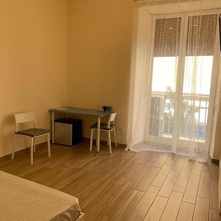 נאפולי Clelia'S Room מראה חיצוני תמונה